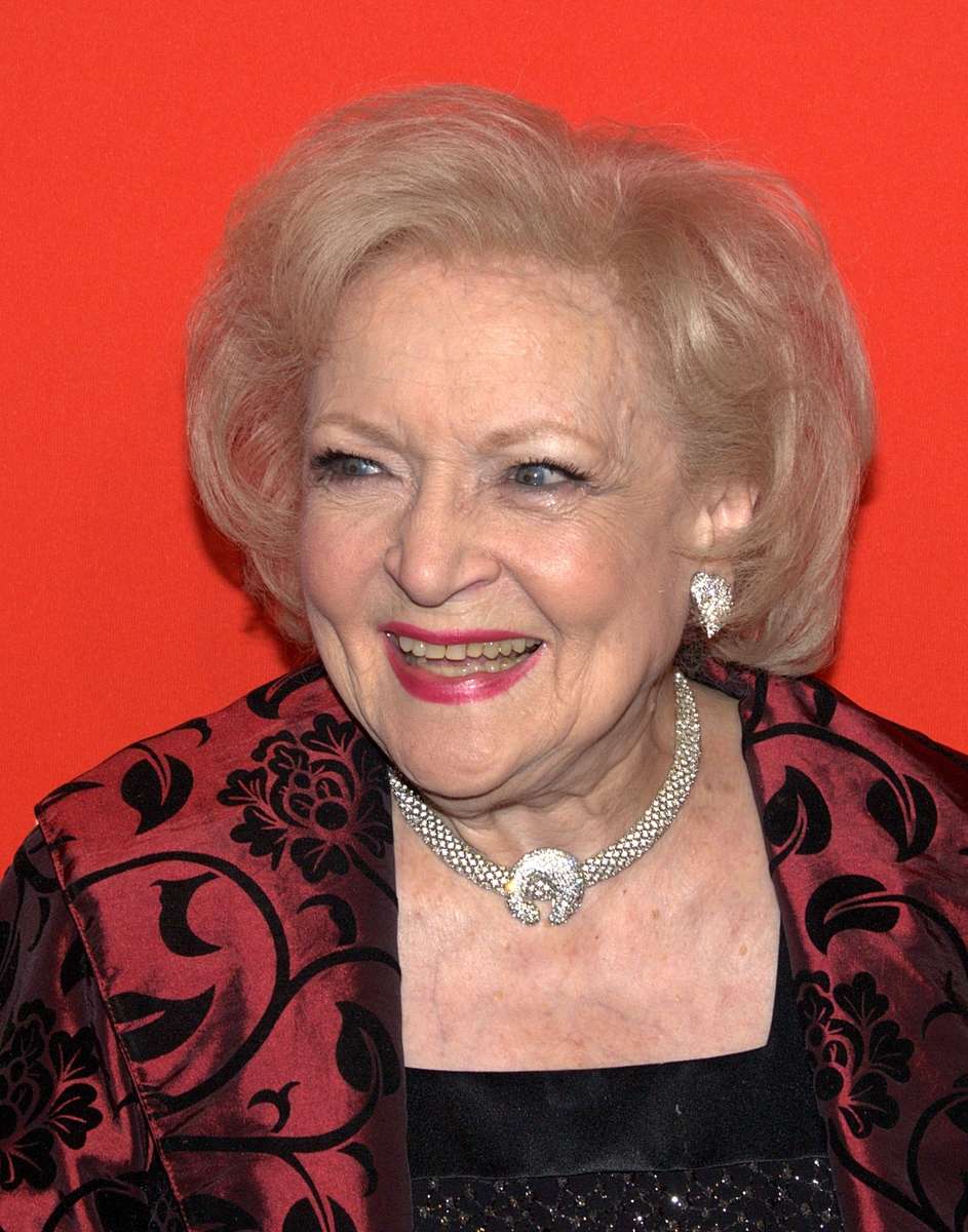 birth-chart-betty-white-capricorn-zodiac-sign-astrology