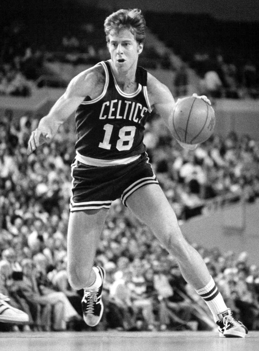 Dave W. Cowens