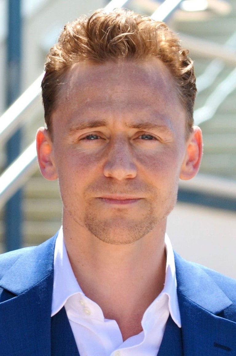 Birth Chart Tom Hiddleston (Aquarius) Zodiac Sign Astrology